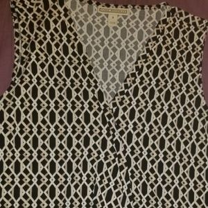 Dana Buchman Black cemetrical design tank